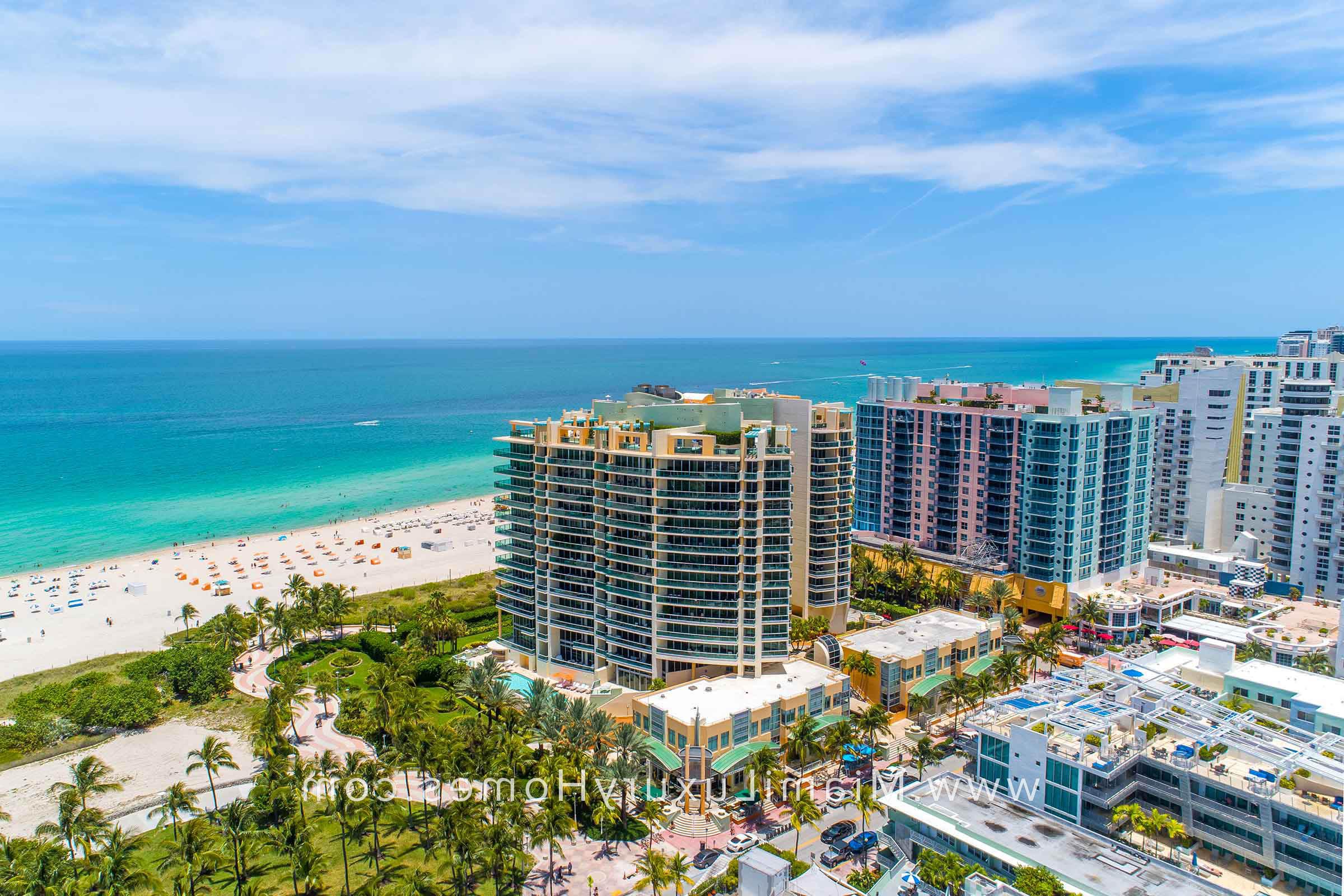 Il Villaggio Condos in Miami Beach